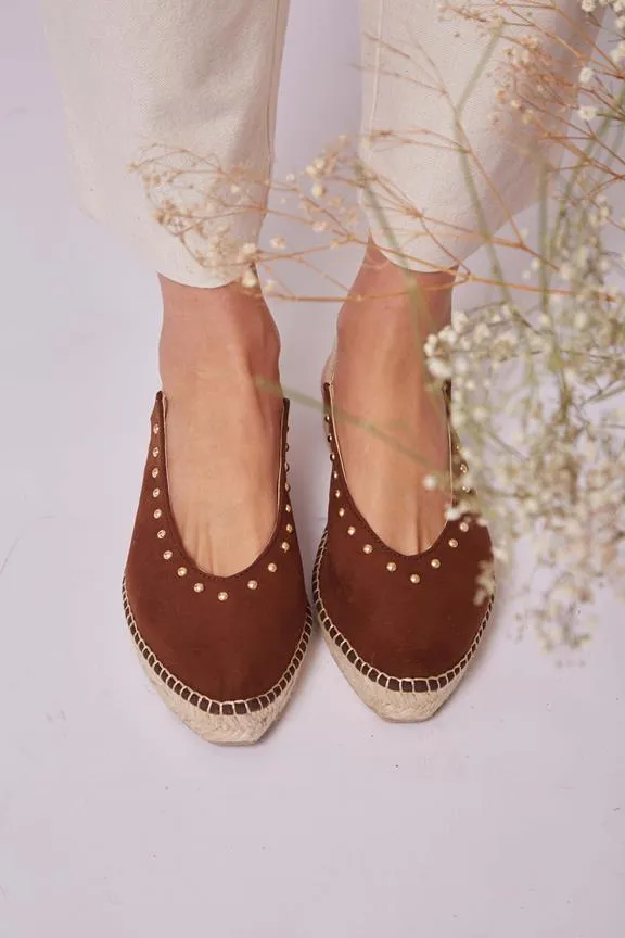 Momoc Sandals Studded Cognac